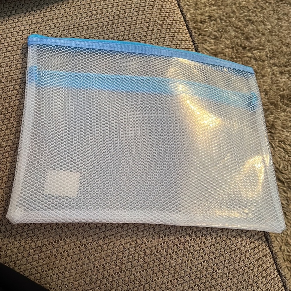 Zip Pockets - Picture 2 of 5